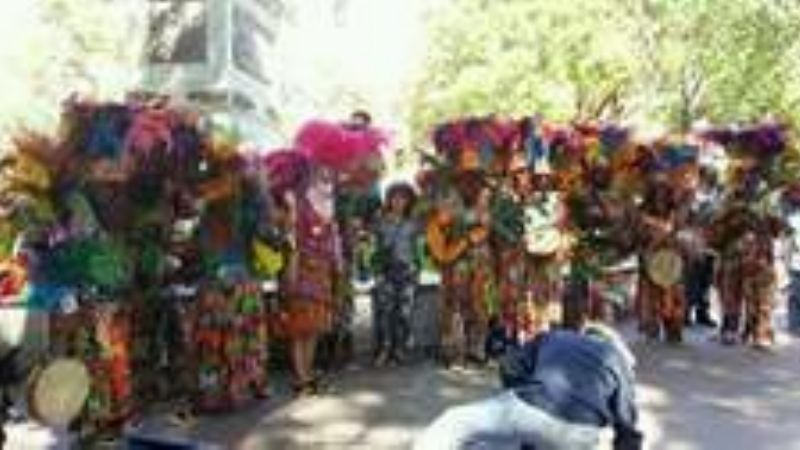 Comparsa le dieron color al carnaval en Mutquín