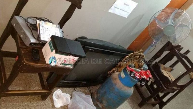 Secuestran elementos en una plaza del norte de la Capital