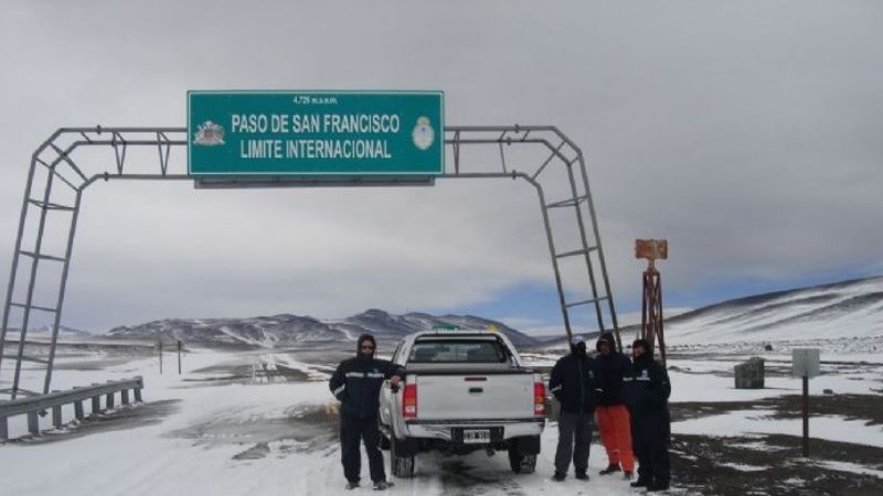 Paso de San Francisco cerrado por inclemencias climáticas en sector chileno