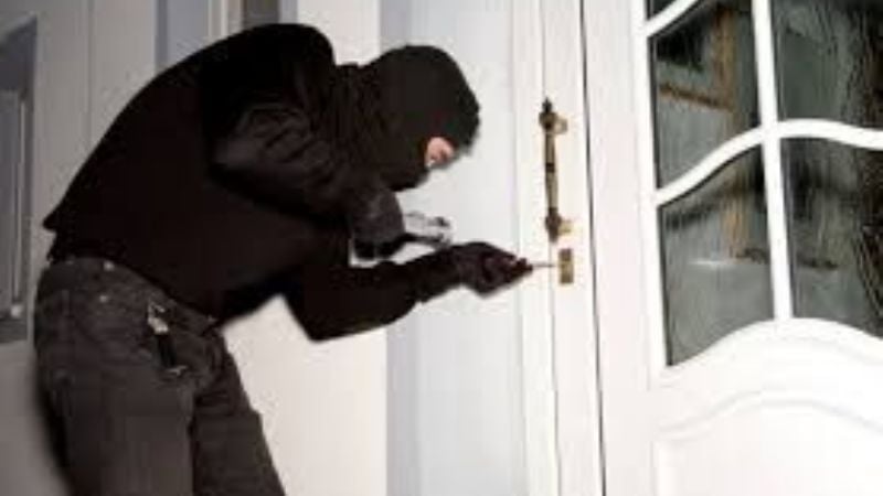 Cuantioso robo en FME