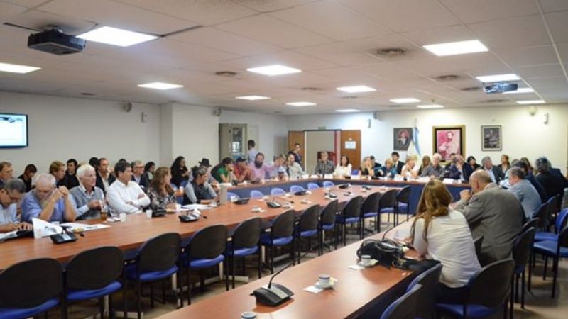 Juárez convocó a profundizar el diálogo y a la pacificación