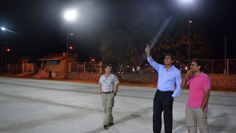 Instalaron nuevas luminarias en el “Poli Sur”