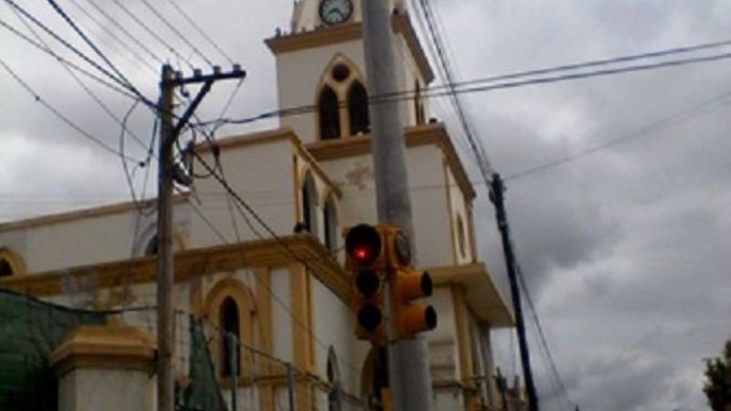 Evalúan detalles de la obra en la iglesia