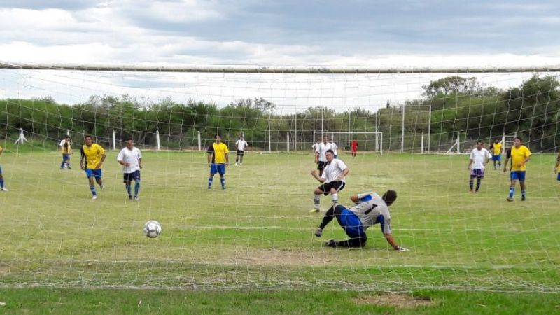 La Liga Interprofesional juega en Maxi y Sénior