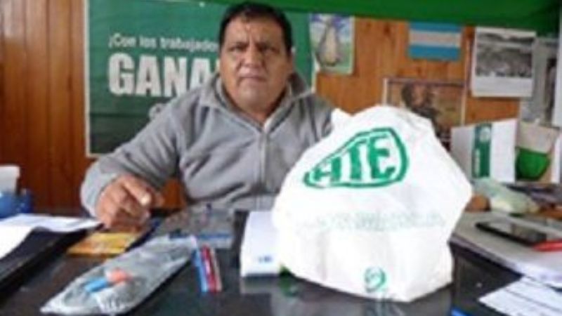 Entrega de kits escolares en ATE Andalgalá