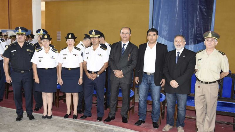 Senadores en el inicio del ciclo lectivo 2017 de la Escuela de Cadetes