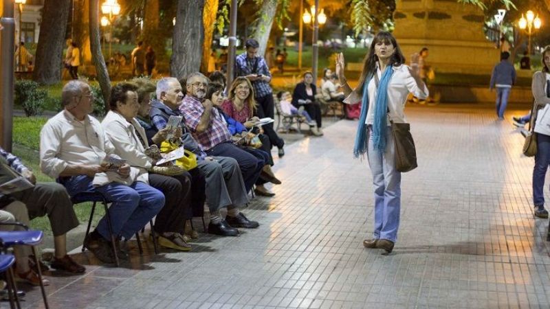 Las letras se adueñaron de Plaza 25 de Mayo