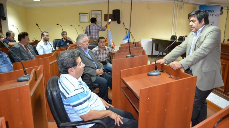 Avanza anteproyecto de ley de revalorización del artista local