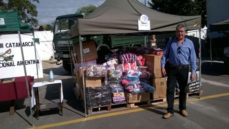Escuela  de La Paz recibió donacion de Gendarmería