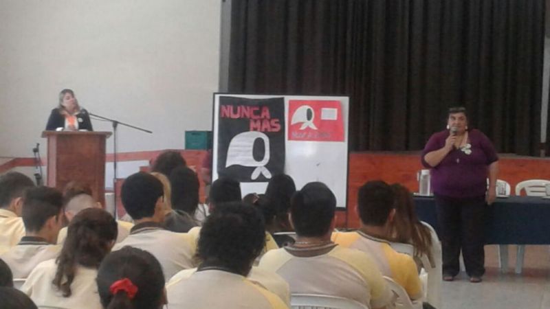 Taller con docentes y alumnos por el Día de la Memoria