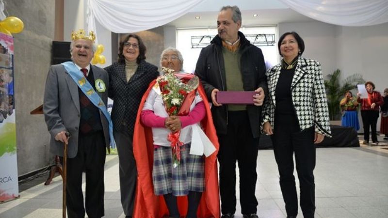 “Es la única provincia que invierte en los adultos mayores y en los niños”