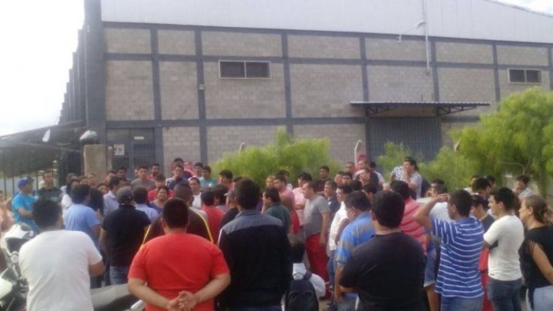 Anuncian el cierre de la fábrica Puma en La Rioja