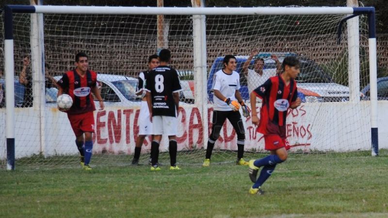 Fue “Obreros del gol”, goleó 5 a 1 y clasificó
