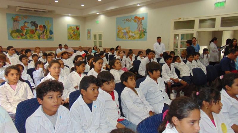 Taller con los niños del Hogar Escuela sobre el uso responsable del agua