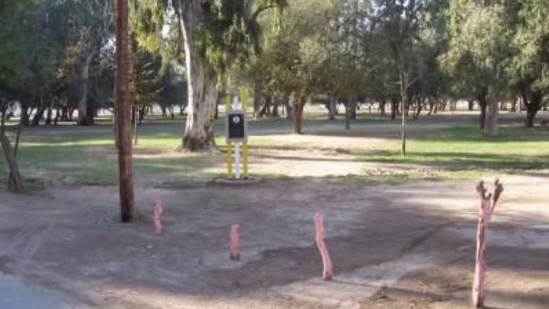 Intentaron agredir a un policía en el Parque “Adán Quiroga”