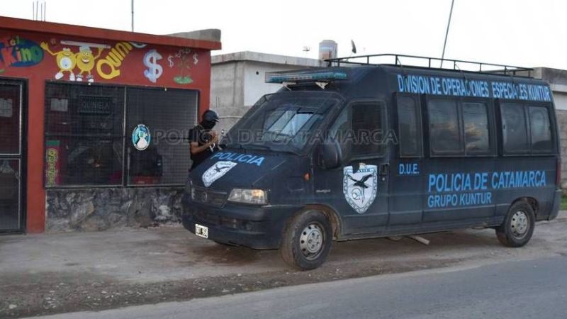 Secuestran cocaína, recetas y sellos médicos truchos