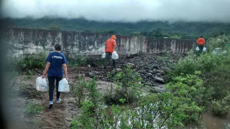 Llega la asistencia a los damnificados