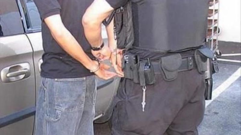 Joven intentó golpear a madre