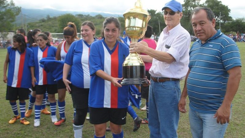 Postergan las semifinales de la Liga Ambateña