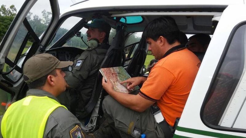 Helicóptero de Gendarmería sobrevuela las zonas afectadas