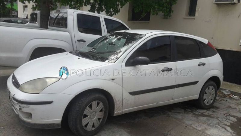 Encontró estacionado en la calle, el auto que le habían robado