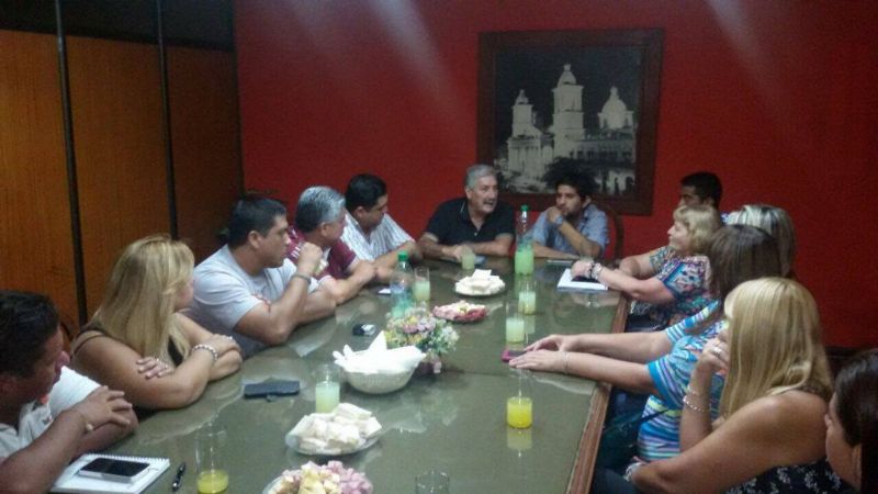 Gremialistas convocan a la marcha de mañana