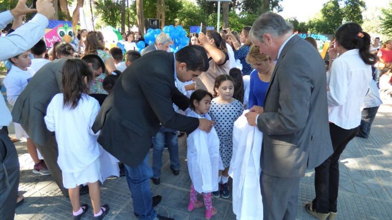 El senador Cordero Varela presidió el inicio del ciclo lectivo 2017