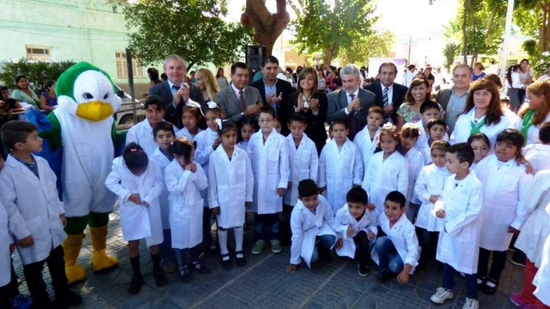 Inauguraron el ciclo lectivo 2017 en Pomán