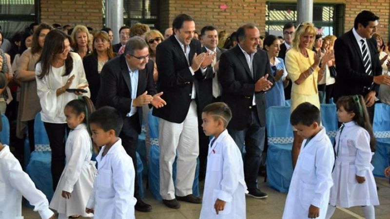 En la Capital, comenzaron las clases