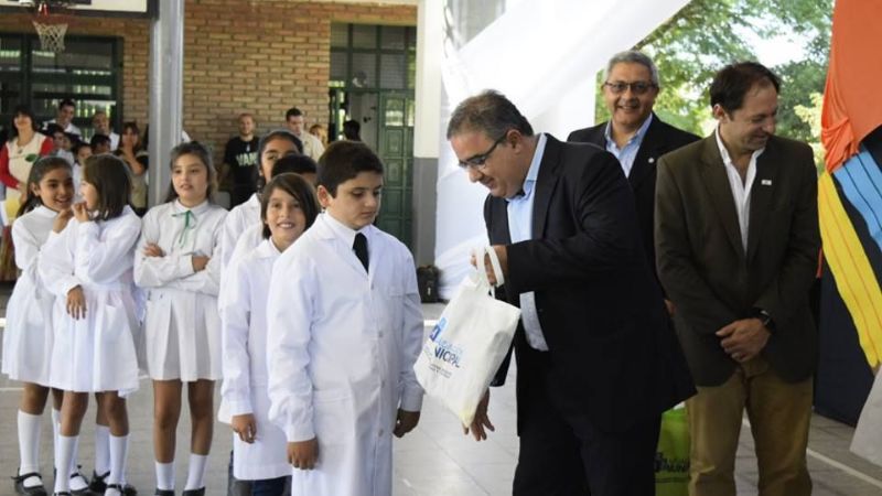 En la Capital, comenzaron las clases