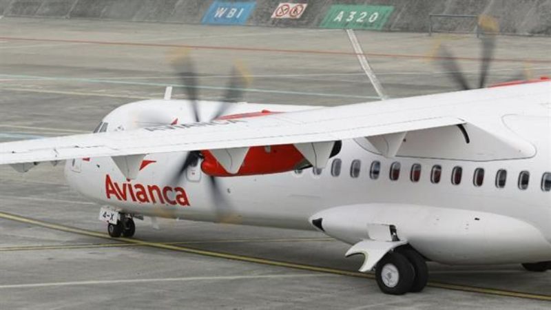 Nuevo marcha atrás del Gobierno, suspende concesión de rutas a Avianca