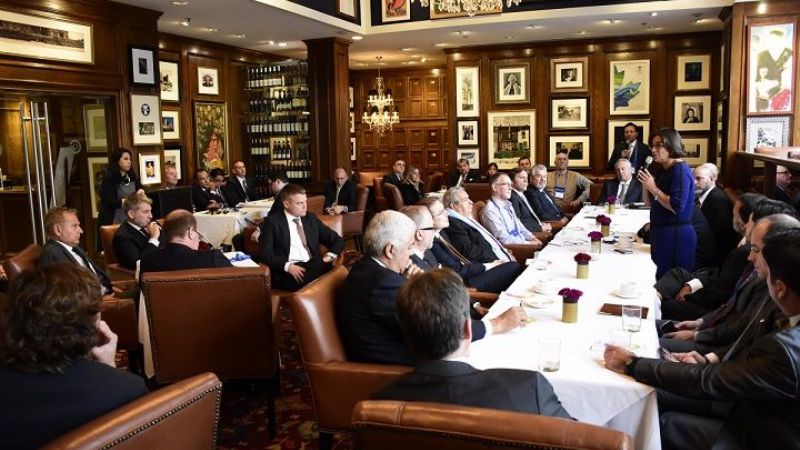 Empresarios mineros invitan a sus pares a invertir en la provincia