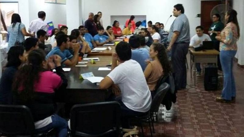 Alrededor de 50 de dirigentes juveniles participaron de encuentro diocesano