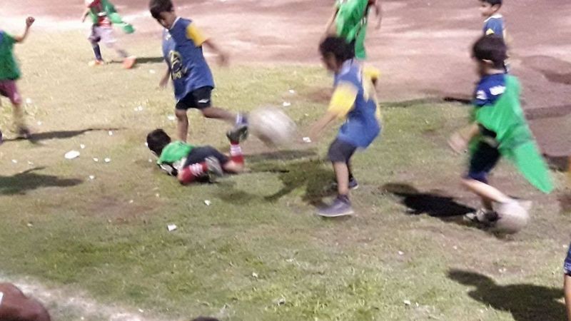 Una multitud disfrutó de las finales del Baby Fútbol en Social Rojas