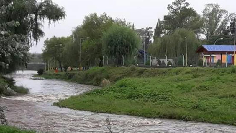 Varias localidades de El Alto, aisladas por las crecidas