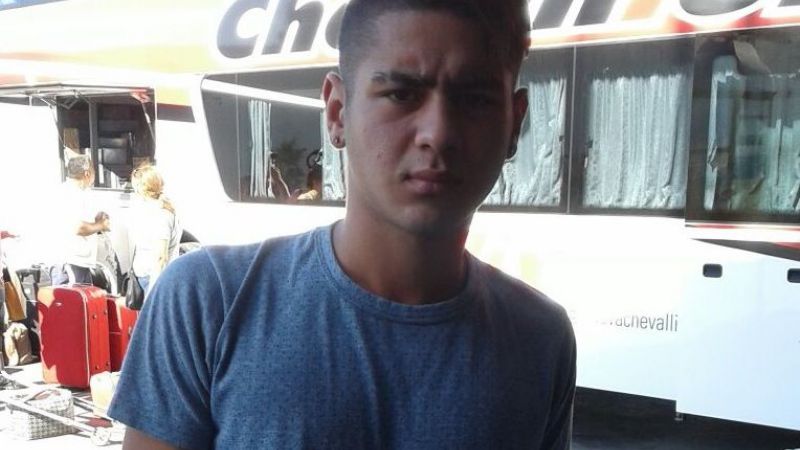 Lucas Castaño renueva sus sueños en el fútbol vestido de “calamar”