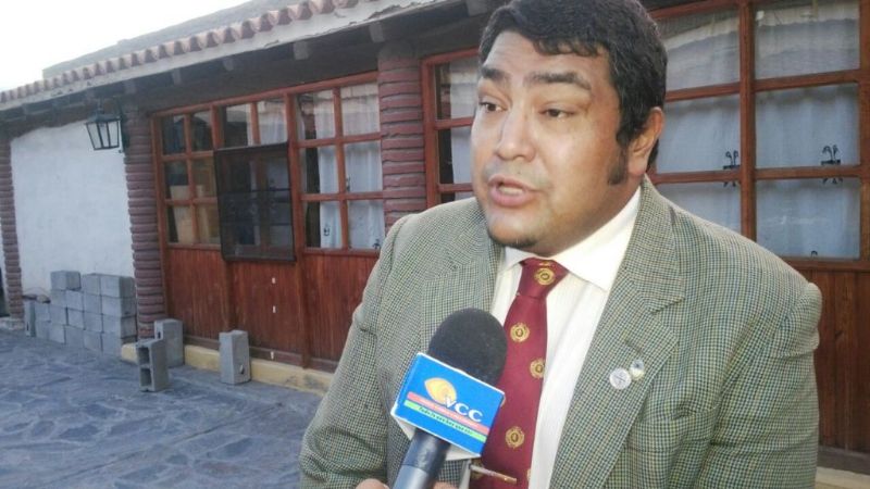 Clubes de Santa María molestos por la burocracia