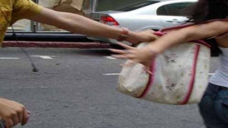 Asaltaron a una comerciante y le robaron 26 mil pesos