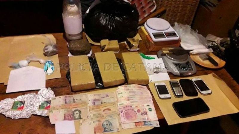 Desarticulan banda que distribuía droga en "delivery"