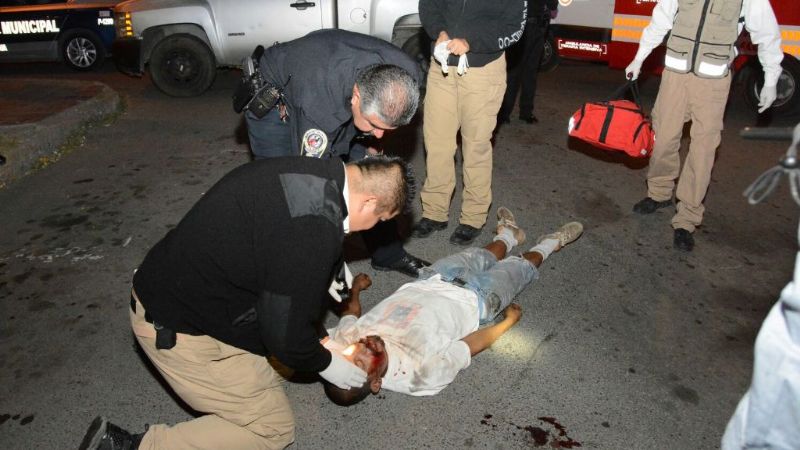 Encuentran hombre inconsciente