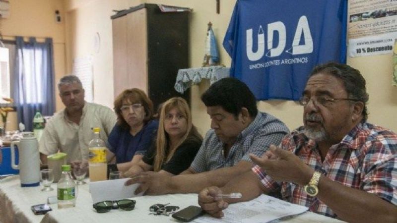 Gremios docentes que adhieren al paro