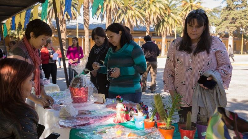 Buena presencia de público en la Feria de Pascuas