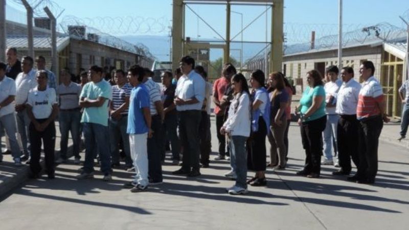 Vía Crucis en las cárceles de varones y de mujeres