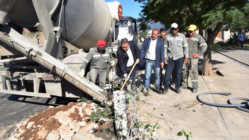 Jalil supervisó obras del barrio Achachay