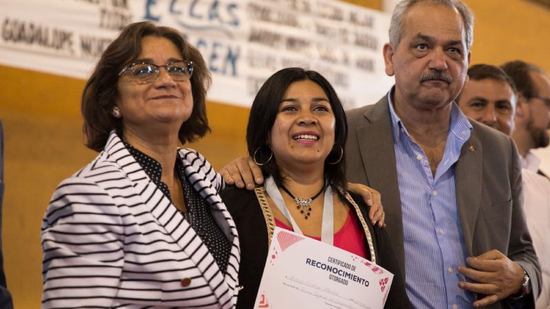 Barros acompañó a Lucía con cooperativistas