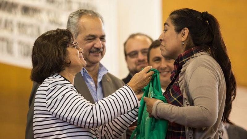 Barros acompañó a Lucía con cooperativistas