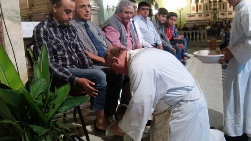 “El servicio es el Testamento de Jesús”