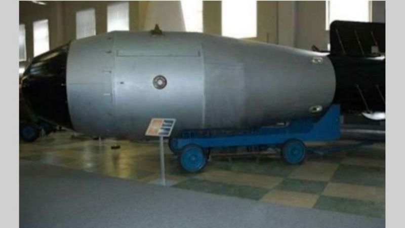 Rusia advierte que tiene al "padre de todas las bombas"