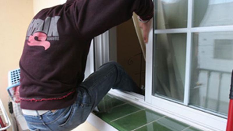 Lo agarraron robando una notebook