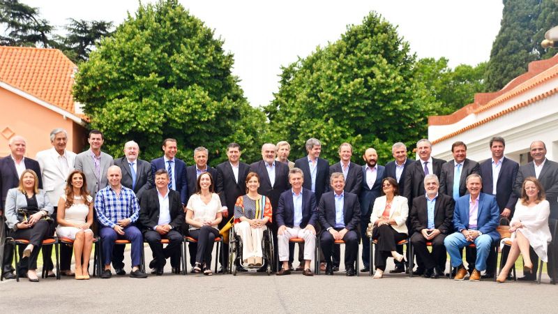 Nación sumará gobernadores para modernizar el Estado
